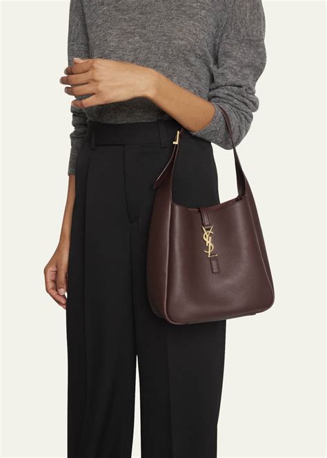 ysl le 5 a 7 sizes|yves saint laurent hobo bag.